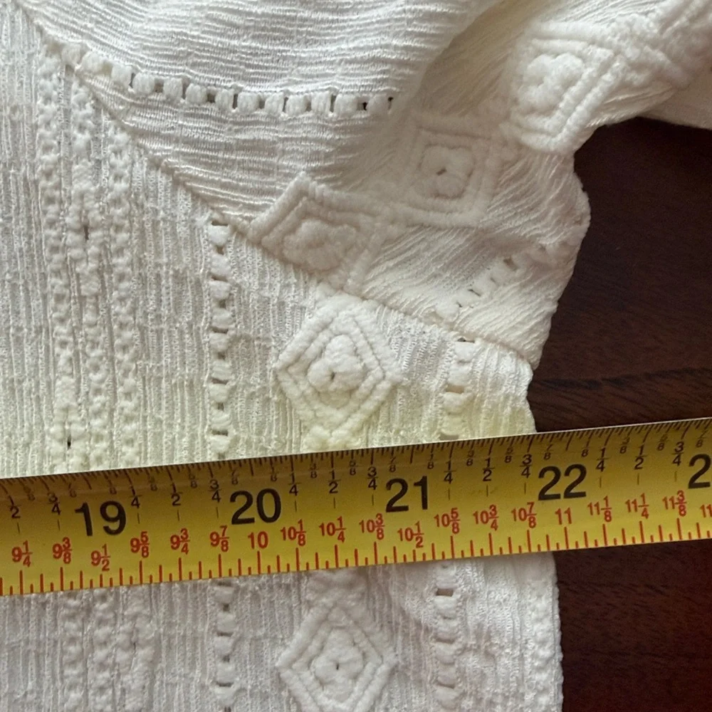 Frye cream Ivory Eyelet V-Neck Long Sleeve Peasant Cottagecore Boho Blouse L